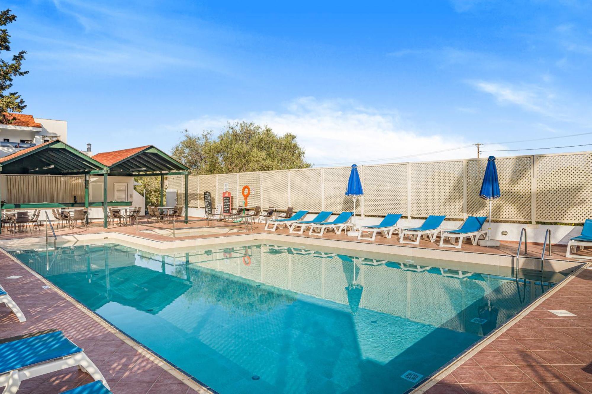 Paradise Hotel-Apartments Stalís Ngoại thất bức ảnh