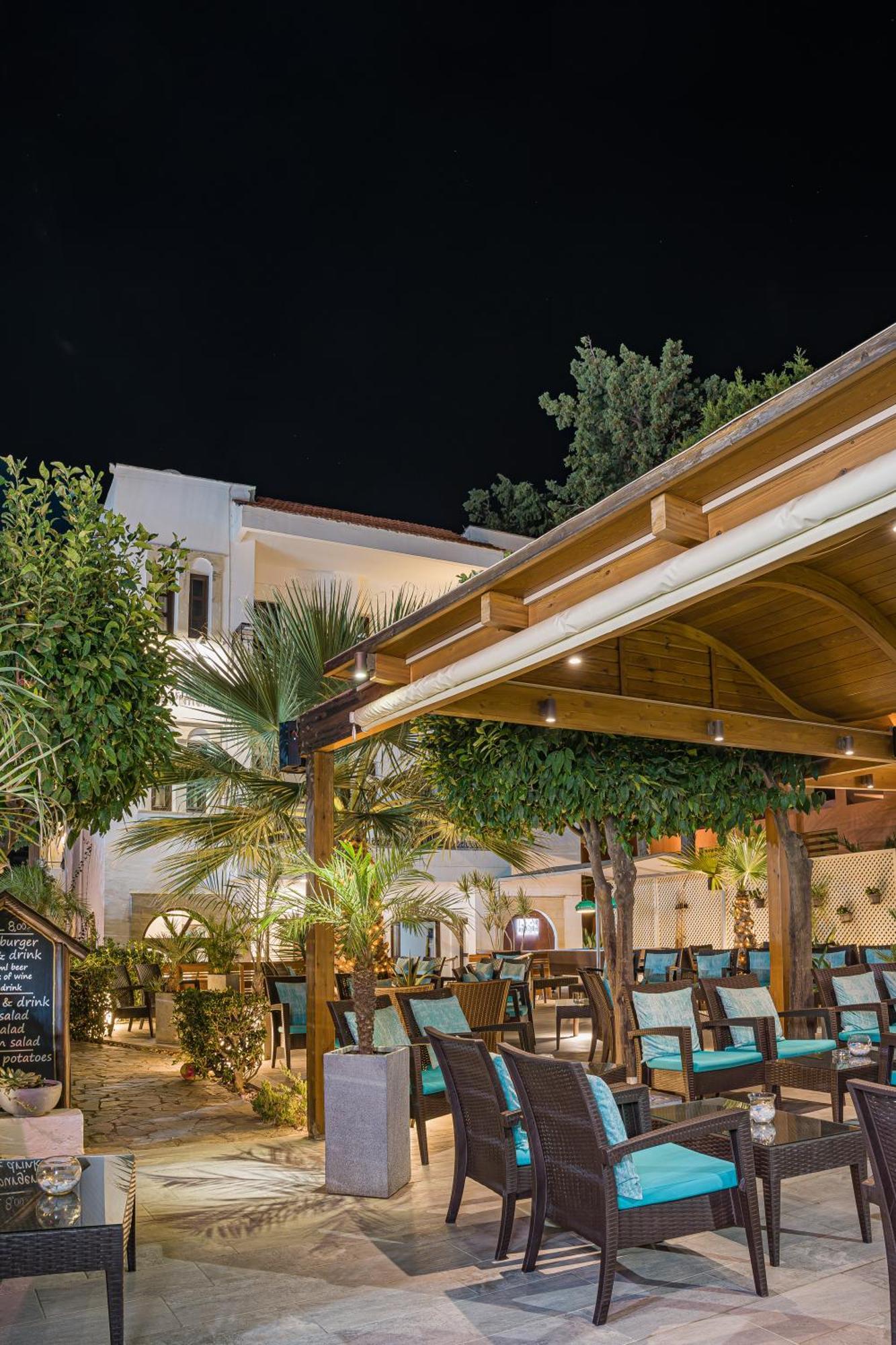 Paradise Hotel-Apartments Stalís Ngoại thất bức ảnh