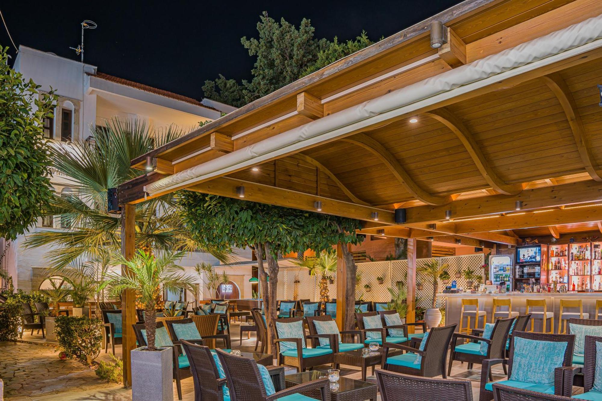 Paradise Hotel-Apartments Stalís Ngoại thất bức ảnh